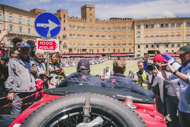 Siena riaccoglie nel suo salotto, piazza il Campo, l’edizione 2023 della 1000 miglia