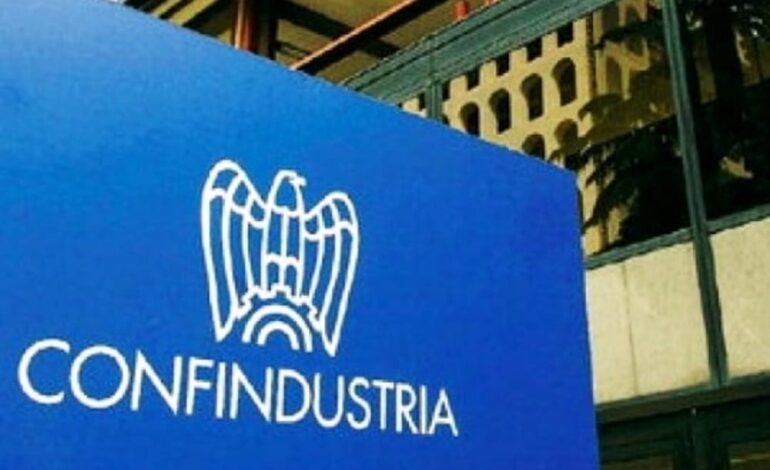 Confindustria Toscana Sud: Pmi Day 2023, le imprese accolgono gli studenti