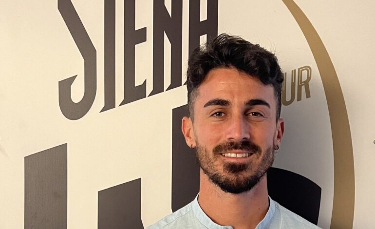 Marco Frediani è un calciatore del Siena