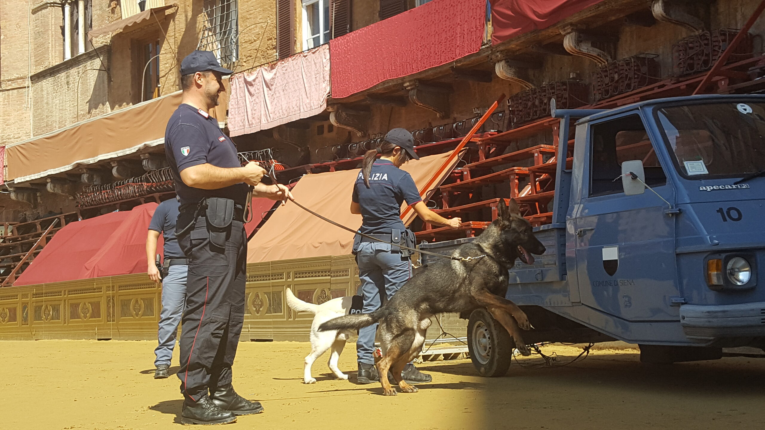 Palio dell’Assunta: pronta la macchina della sicurezza con le misure previste dal Questore Milone. Il 15 agosto l’atleta senese Alice Volpi, Assistente della Polizia di Stato del Gruppo Sportivo Fiamme Oro riceverà il premio Mangia D’Oro