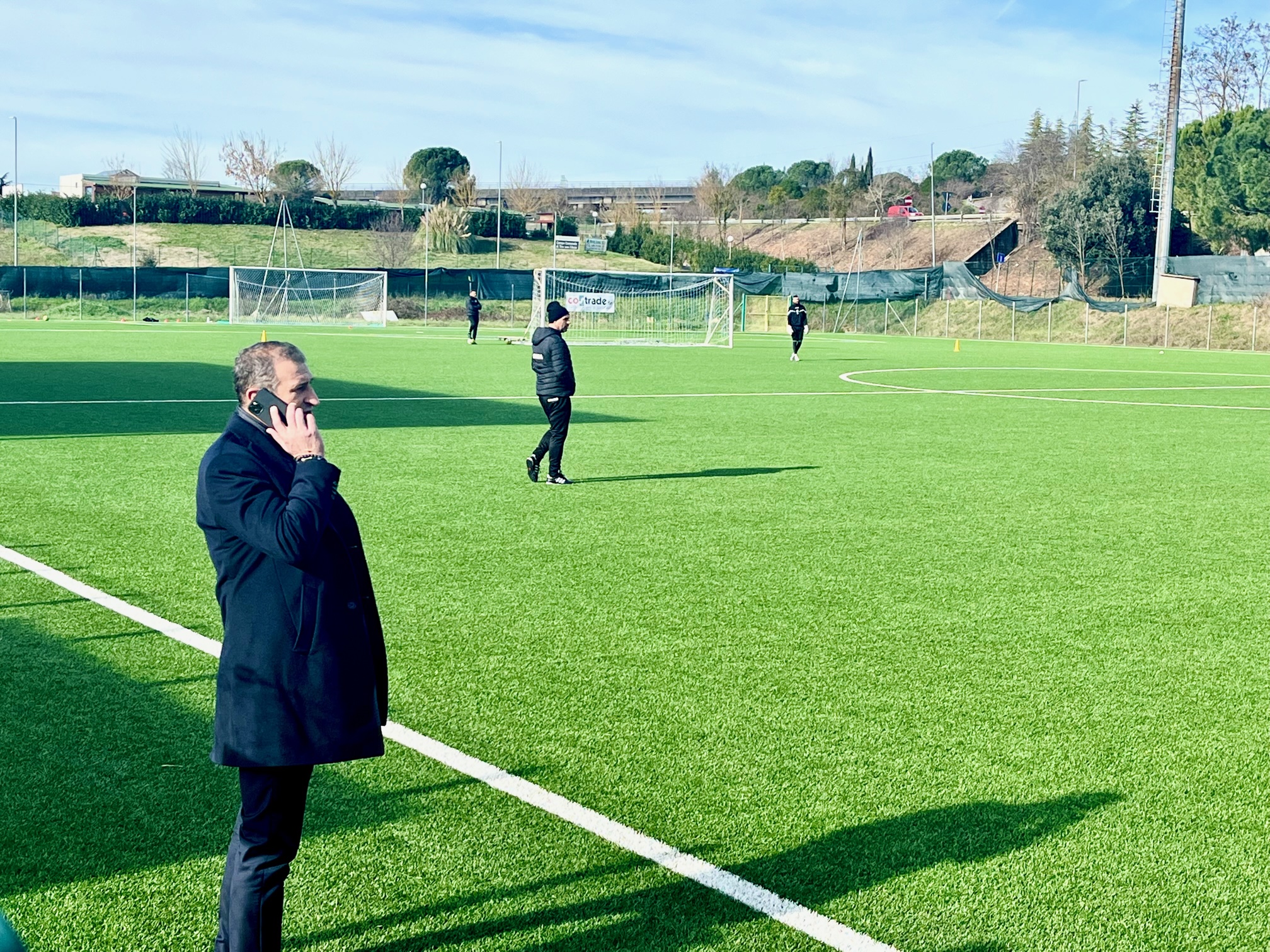 Seduta di allenamento di fronte al nuovo Ds