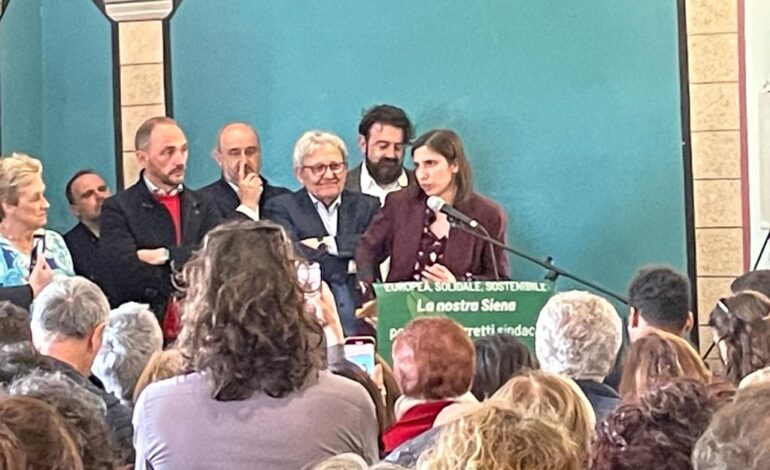 Elezioni, Schlein: “L’orgoglio di questa città merita di essere riscattato. Con Ferretti per un’agenda 2030 per Siena”