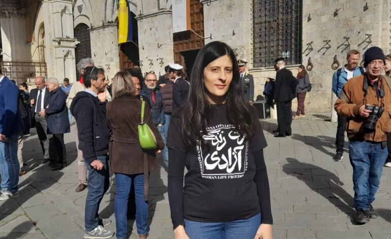 25 aprile, l’attivista Sanaz Partow: “Il sacrificio dei partigiani iraniani per il loro amore verso la libertà”