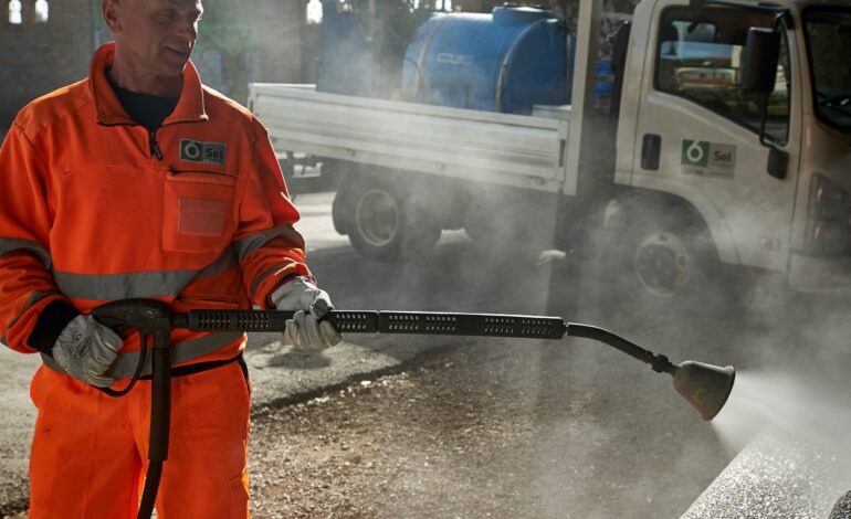 Castelnuovo Berardenga, lavori di igienizzazione a vapore con un macchinario di ultima generazione