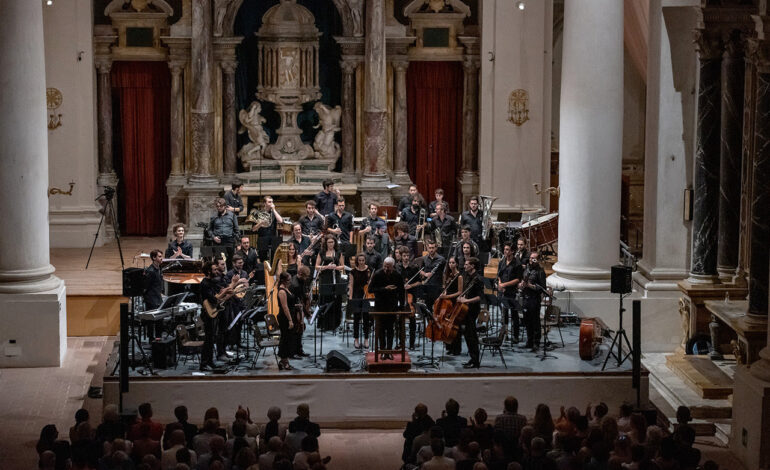 A Monticiano il Chiostro della Chiesa di Sant’Agostino ospita il concerto dei giovani talenti della Chigiana