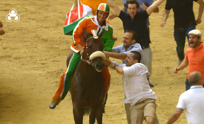 Palio, Tittia e Violenta da Clodia battono loro stessi: nuovo record di Piazza