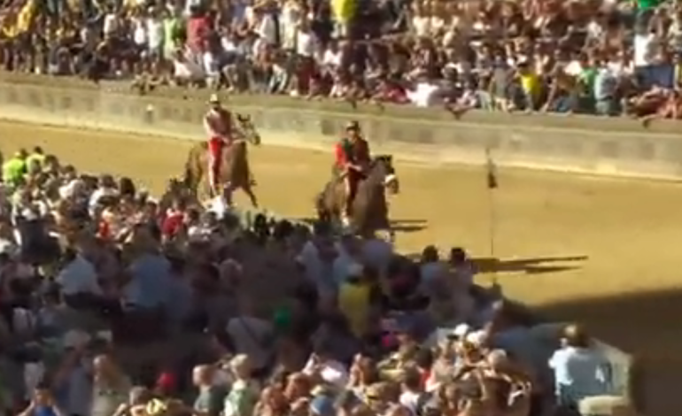 Palio, la contrada del Drago vince la seconda prova