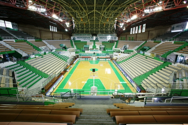 Palasport di viale Sclavo, via al cantiere