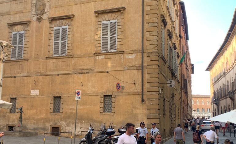 Lavori di lastricatura in via del Capitano, ecco le modifiche alla viabilità