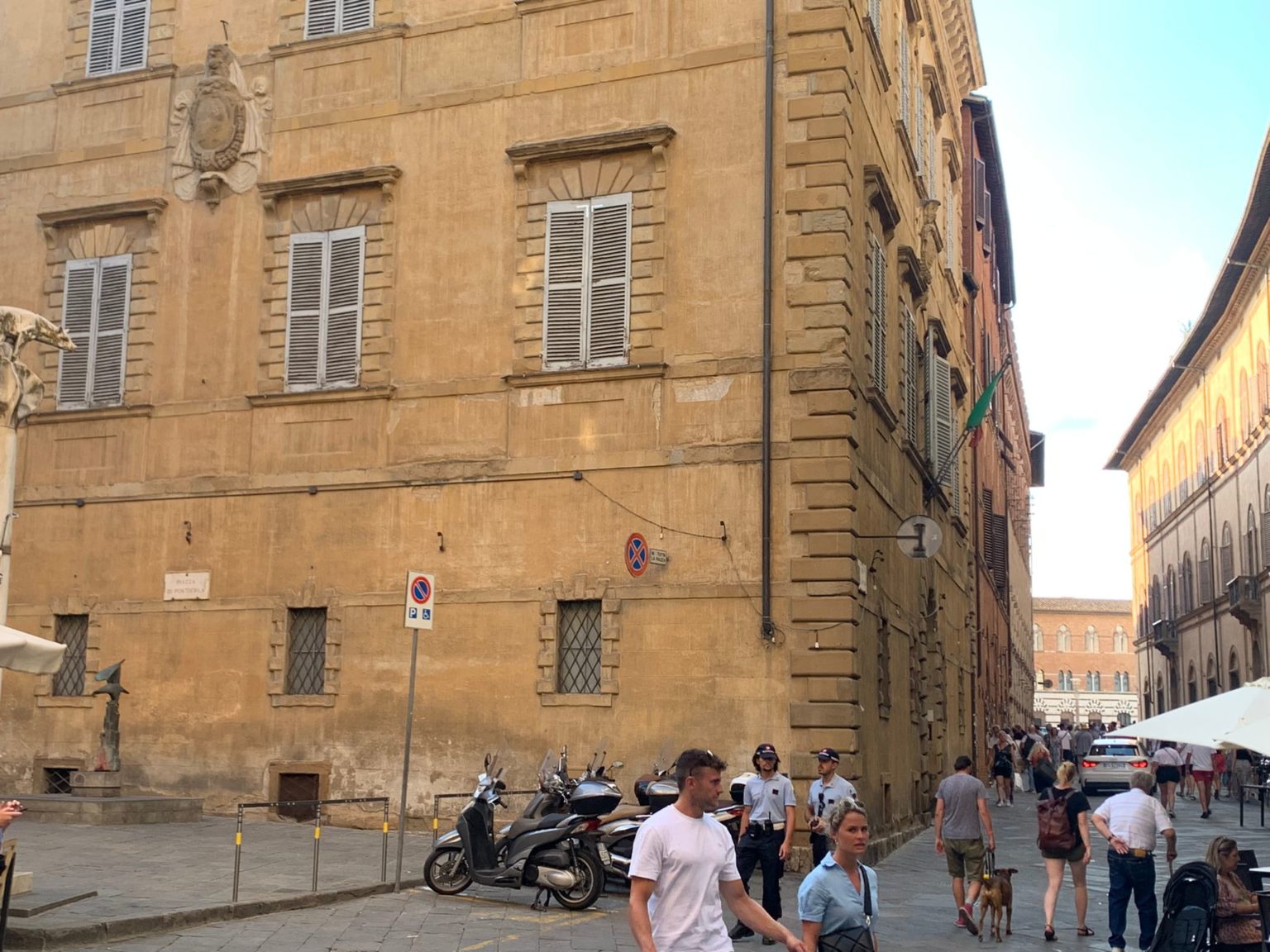 Lavori di lastricatura in via del Capitano, ecco le modifiche alla viabilità