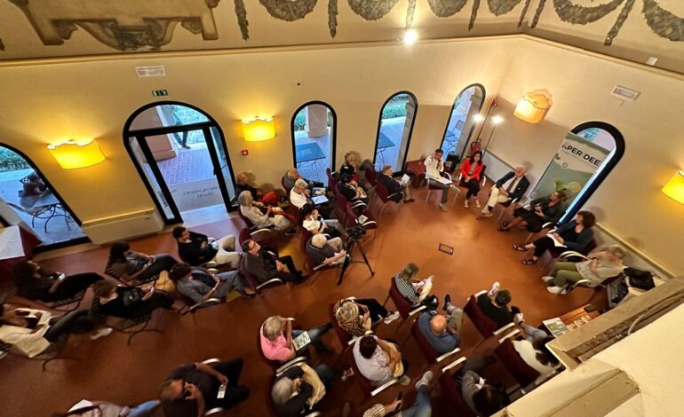 APERIDEE A SAN GIMIGNANO, TRA MODE E ESIGENZE CONTRAPPOSTE