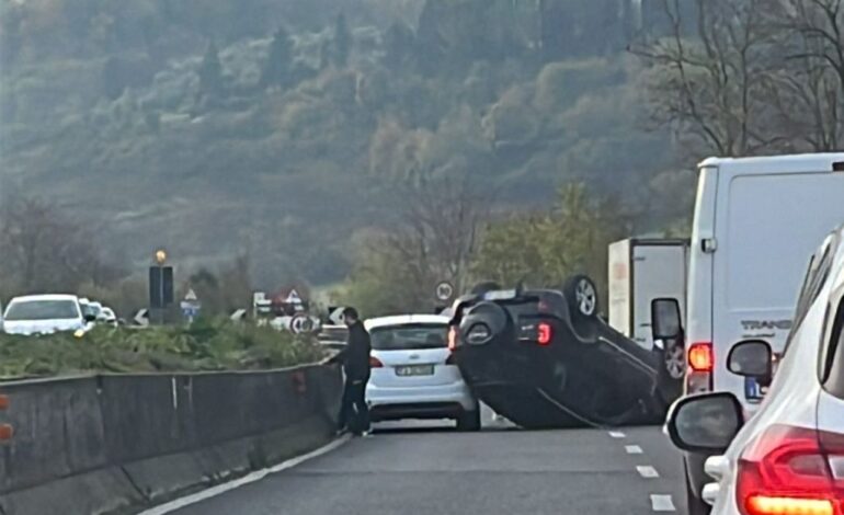 Incidente sulla tangenziale, chiusa l’uscita Acquacalda in direzione Grosseto