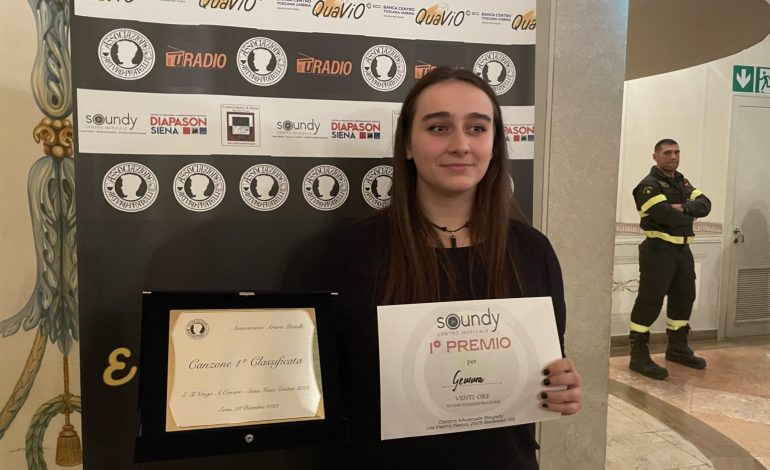 “E ti vengo a cercare”, Gemma vince il contest dell’associazione Arturo Pratelli in una serata densa di emozioni