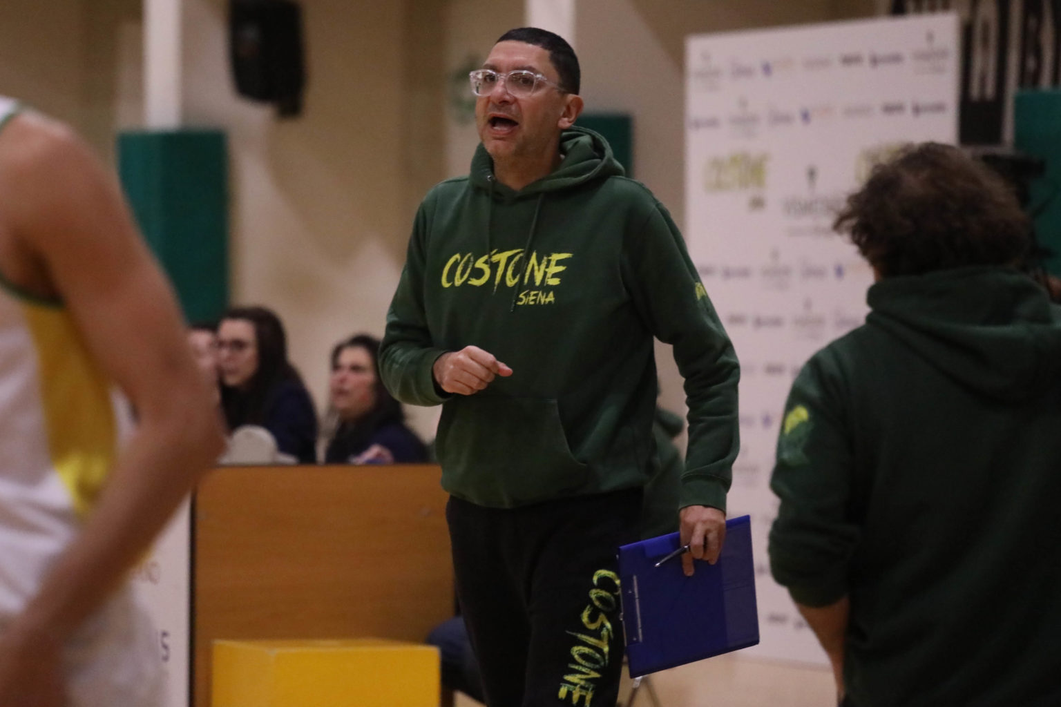 Basket, la Vismederi Costone Siena a Livorno per allungare il filotto di successi