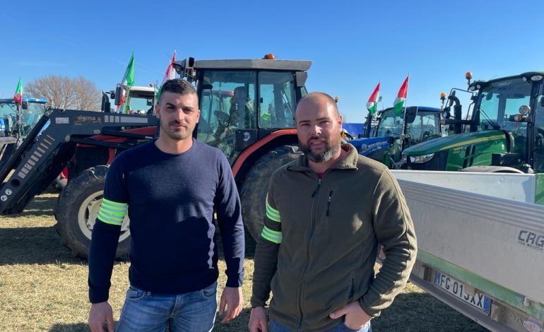 Protesta dei trattori, in 400 a Bettolle, gli organizzatori: “Ora l’incontro con il Governo”