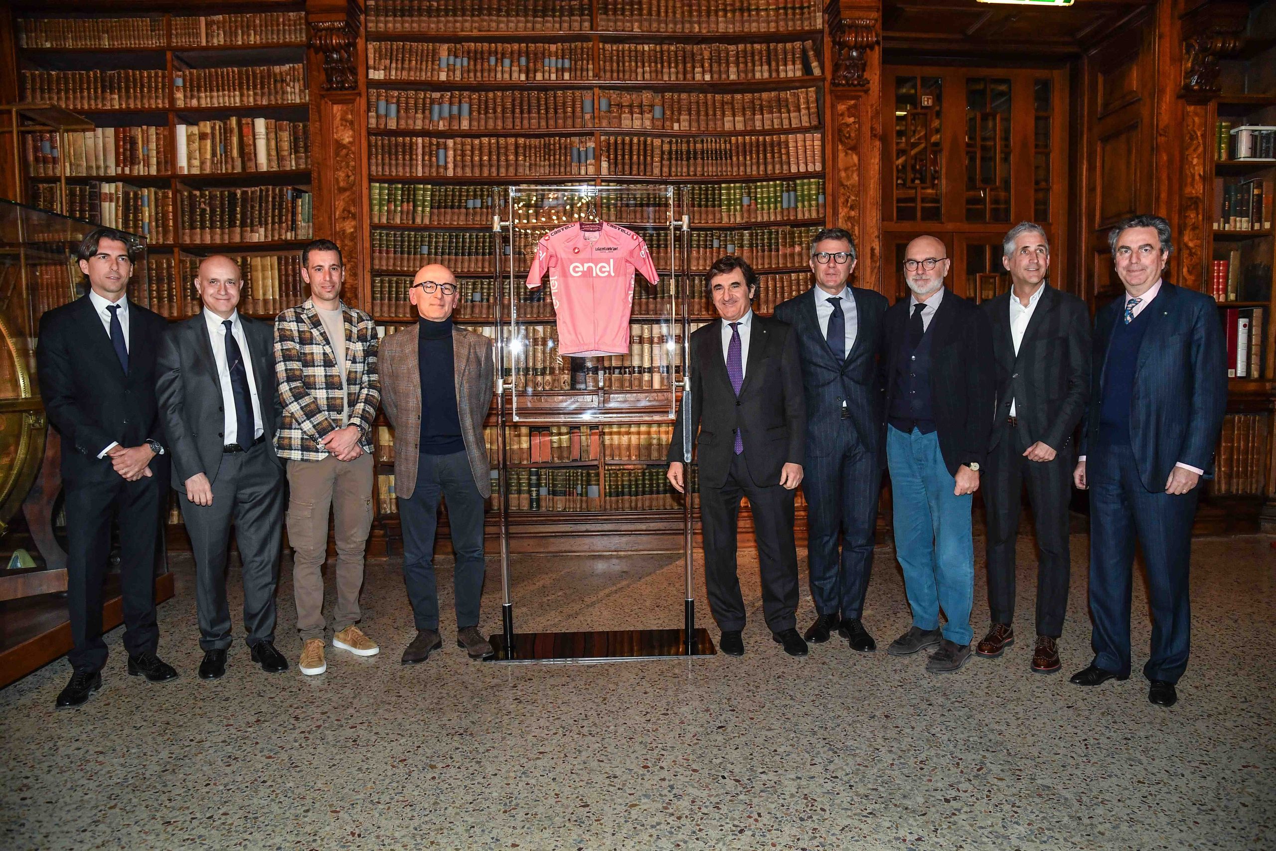 LA MAGLIA ROSA TRA I CAPOLAVORI DELLA PINACOTECA DI BRERA