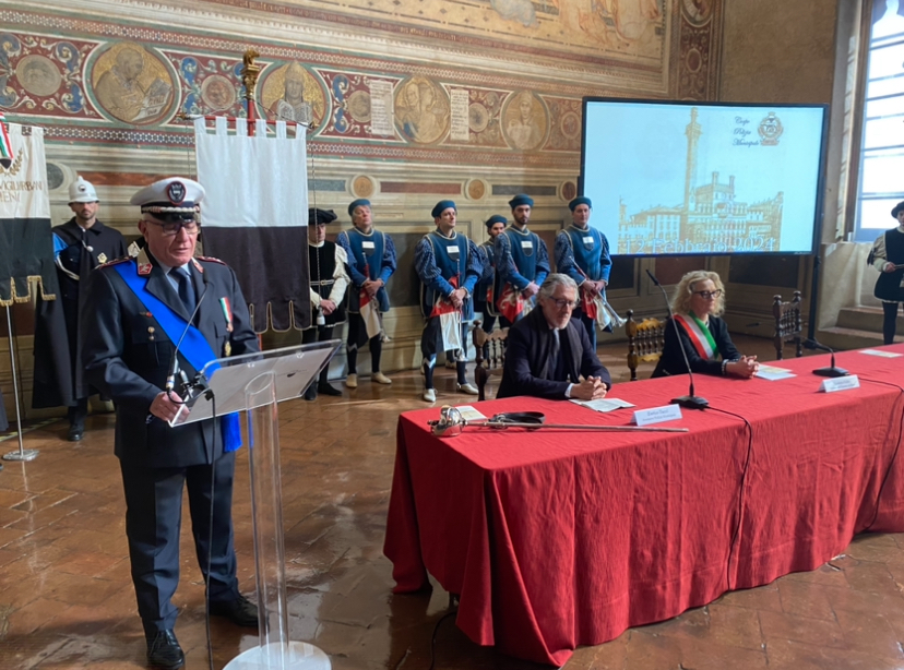 Il 175esimo anniversario della polizia municipale e il saluto di Manganelli: “Mai dimenticare il rapporto con i cittadini”