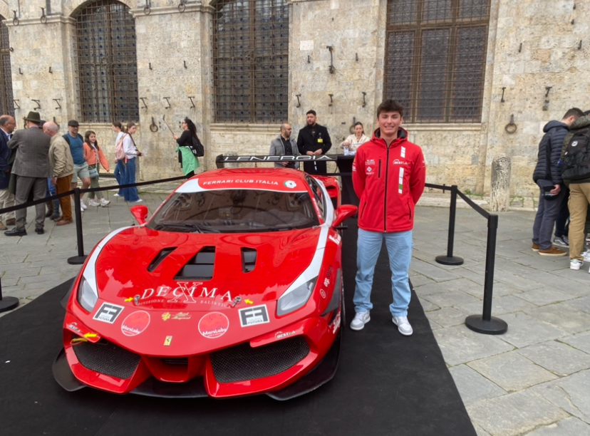 La Ferrari pronta a tornare in pista per il campionato italiano di Gran Turismo con il giovane pilota senese Filippo Croccolino