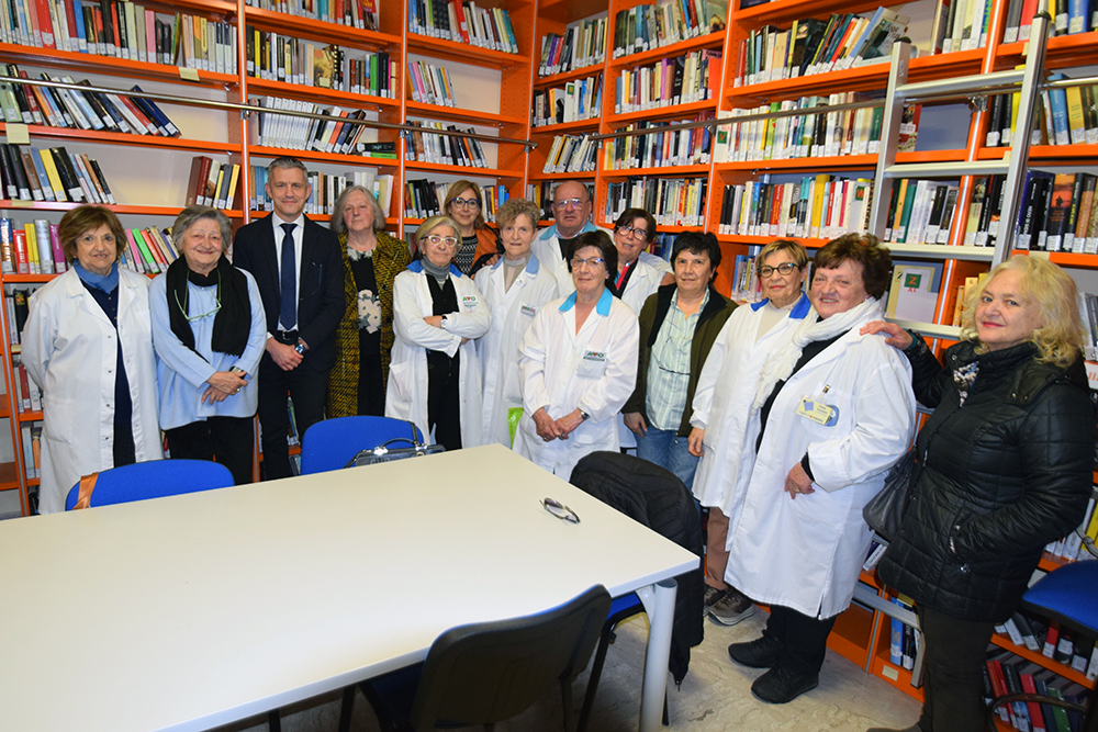 “Leggere in ospedale” con la biblioteca ospedaliera del policlinico di Siena