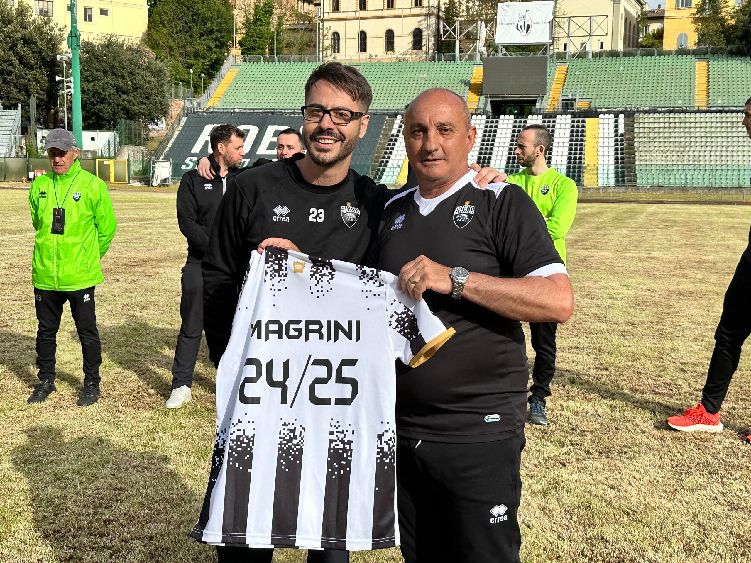 La Robur torna al Franchi e festeggia con tre punti: Siena – Mazzola 3-0. Giacomini: “Sono fiero di voi e voglio dire alla città che Magrini resta con noi”