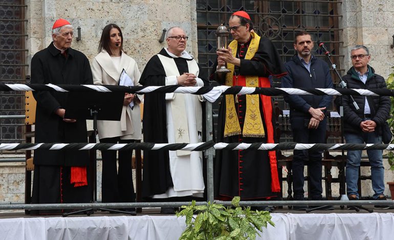 Al via del feste Cateriniane, l’olio votivo arriva da Teramo. Per la prima volta una città fuori dalla Diocesi