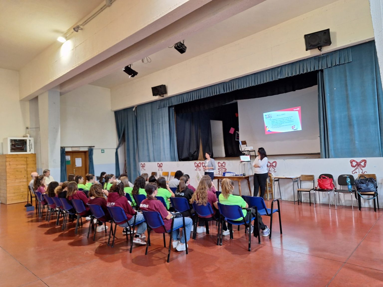 Terrecablate, la lezione “Ma tu ci credi” approda al Cus per le giovani atlete del volley