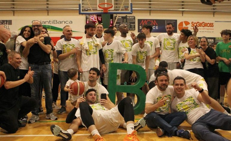 Il Costone vince la gara5 della finale playoff, finisce 90-82 contro la Mens Sana