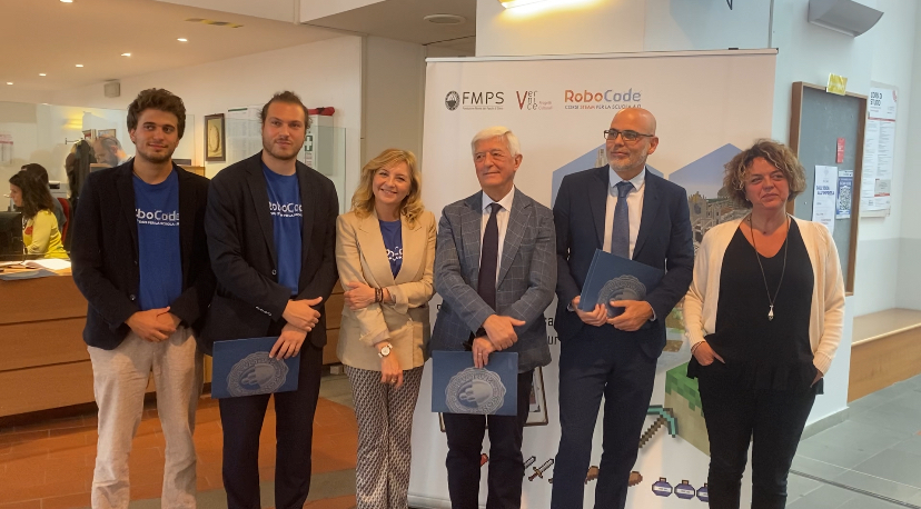 Presentato il nuovo progetto di Fondazione Mps “Siena Virtual Game”: oltre 150 studenti impegnati per costruire la nostra città su Minecraft