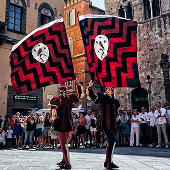 I 10 Capitani – Contrada Priora della Civetta