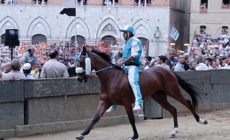 Palio 16 agosto, l’Onda vince la “Prova generale”