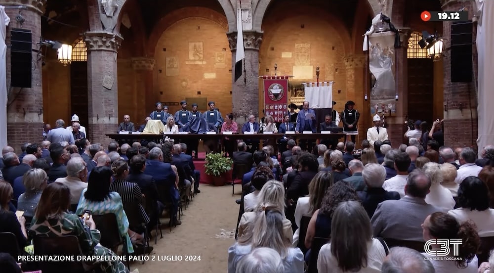 Palio dell’Assunta, il 10 agosto nel Cortile del Podestà si svela il Drappellone di Riccardo Guasco