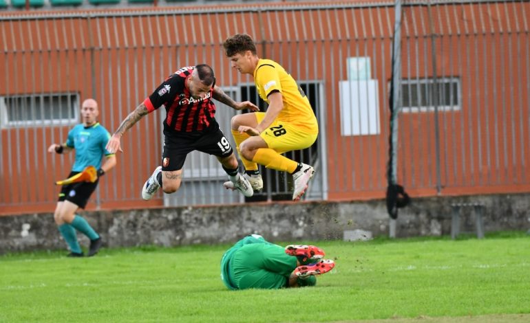 La Pianese lotta e strappa un pari preziosissimo rimonta, a Lucca finisce 3-3