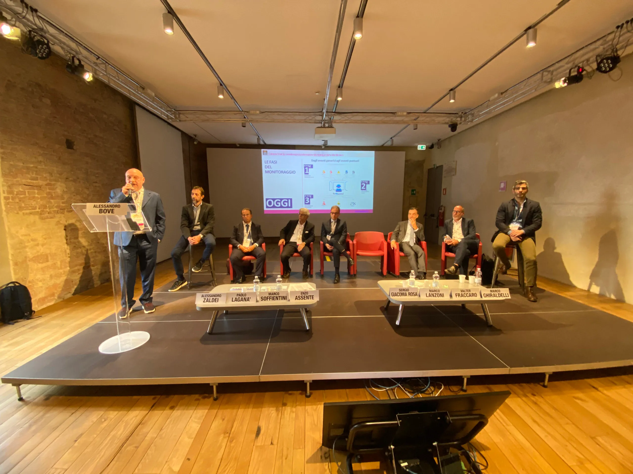 In scena la tappa senese del Digital meet sulle smart city, anche Saihub tra i protagonisti. Fraccaro: “Tanti progetti che serviranno alla comunità”