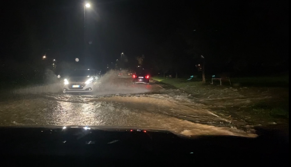 Forte precipitazione a Siena, criticità per allagamenti in zona nord