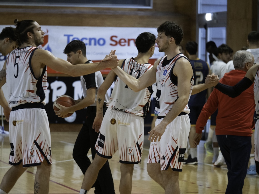 Calvellini trascina la Virtus. Contro Lucca arriva una vittoria scacciacrisi