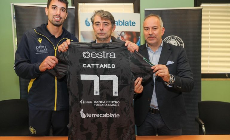 Emma Villas Siena ha presentato da Terrecablate la maglia per le partite in trasferta di questo campionato