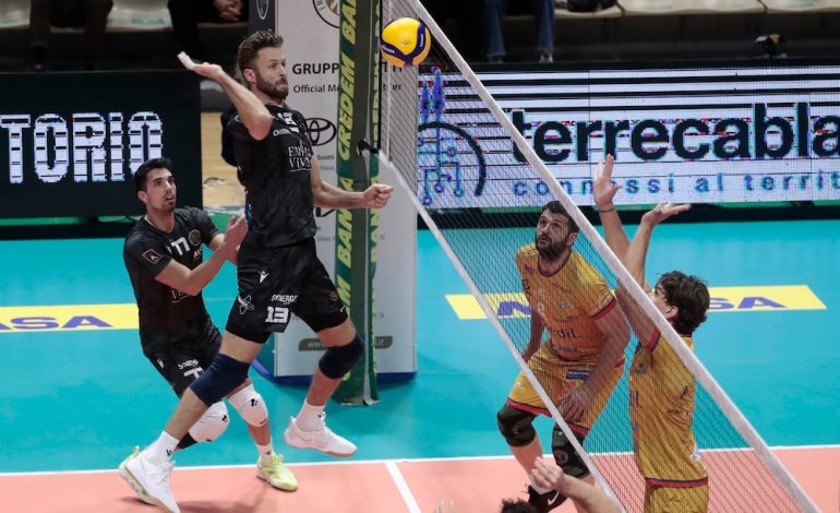 Pallavolo, una super Emma Villas piega Catania 3-0