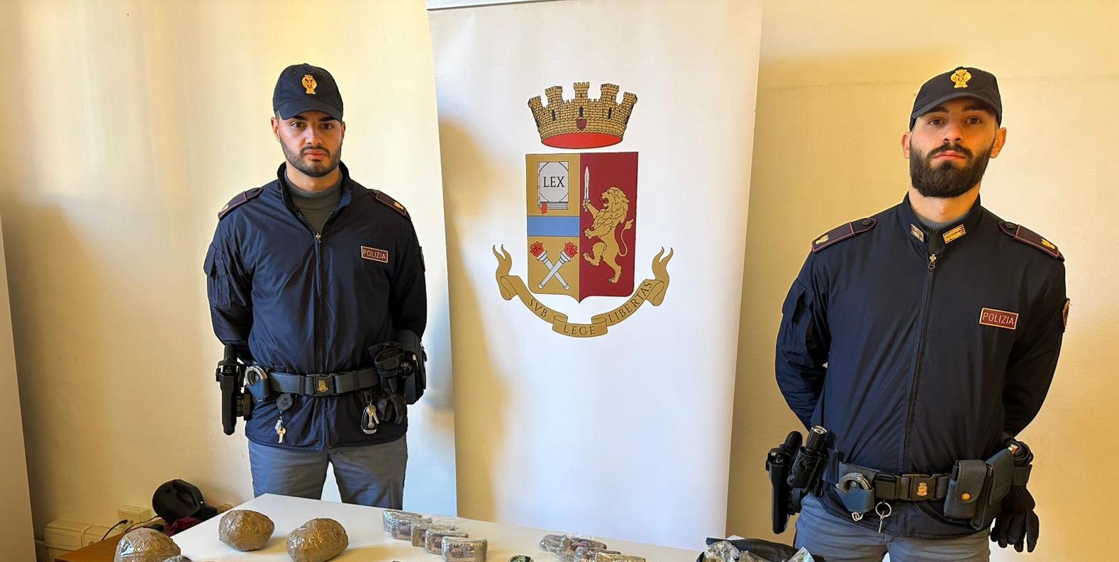 Droga: arrestato dalla Polizia di Stato di Siena presunto spacciatore