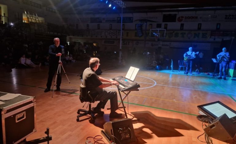 Musica per la pace e la “Santità”: successo per la Notte dei Santi