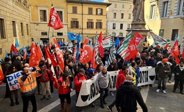 Manifestazione Beko, le modifiche alla viabilità cittadina per lunedì 20 gennaio