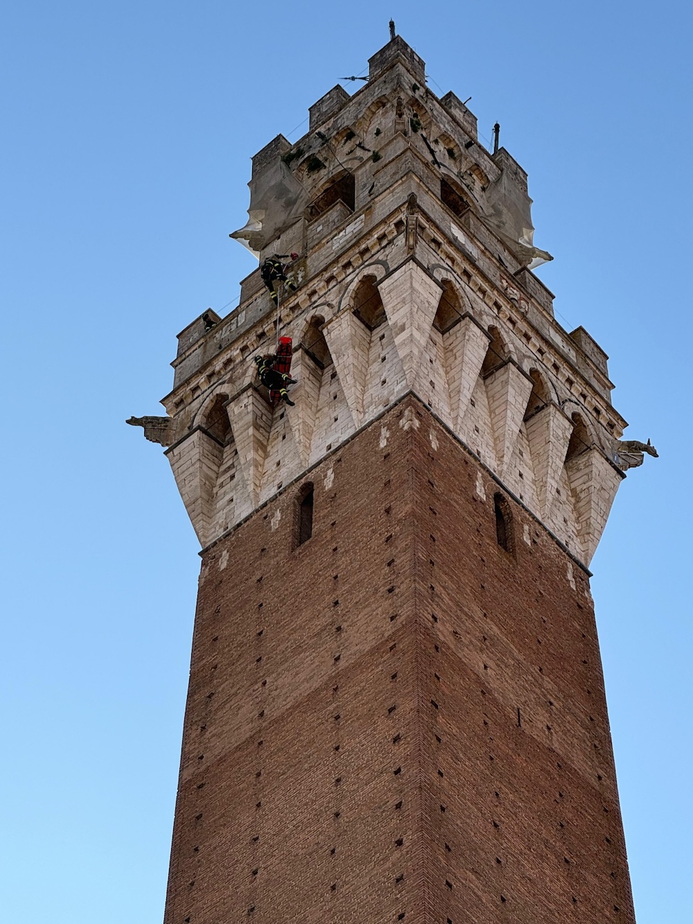 Prove di evacuazione per Torre del Mangia e Bottini. Magi: sicurezza sempre al primo posto