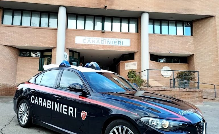 Servizi straordinari di controllo del territorio da parte dei Carabinieri del Comando Provinciale di Siena