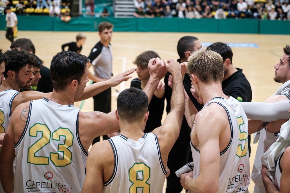 Basket, vittoria sulla sirena per il Costone. Mens Sana e Virtus ko