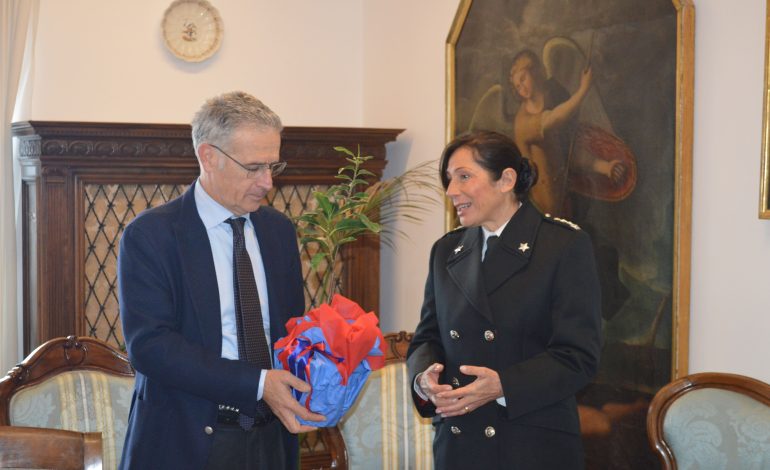 Carabinieri Forestali donano Albero di Falcone alla Procura di Siena