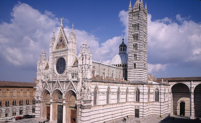 Santa Messa di Natale al Duomo, diretta su Canale 3 Toscana