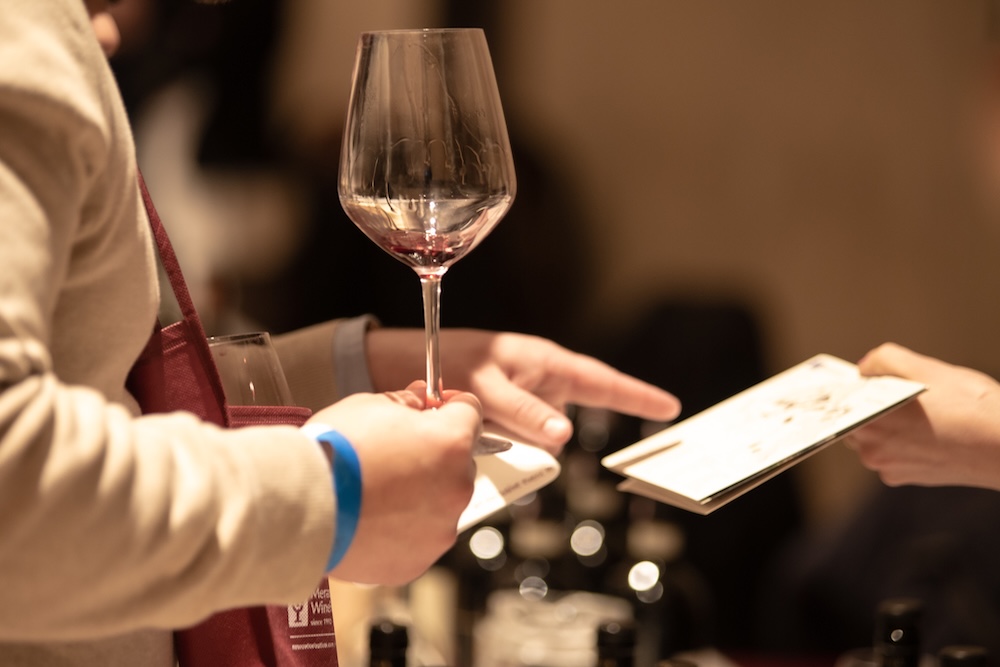 Aspettando Wine&Siena torna “AsSaggi di Vino” tra miti, stelle e geologia