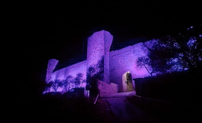 Castello di Monteriggioni, conclusa l’operazione di efficientamento energetico e riqualificazione dell’illuminazione delle mura