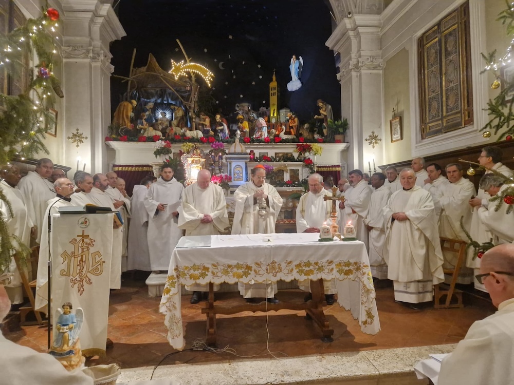 Sinalunga, aperto l’anno giubilare. Nelle chiese totem per guidare i pellegrini