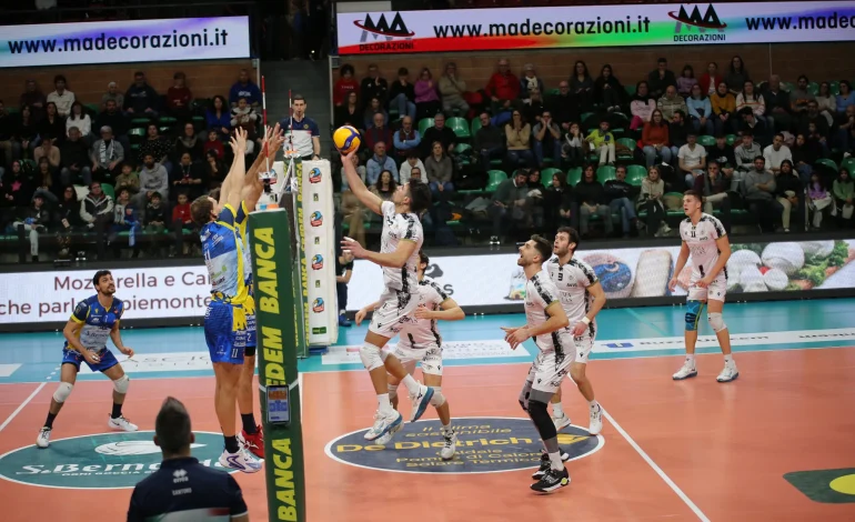 Volley, una stupenda Emma Villas Siena passa a Cuneo (1-3)