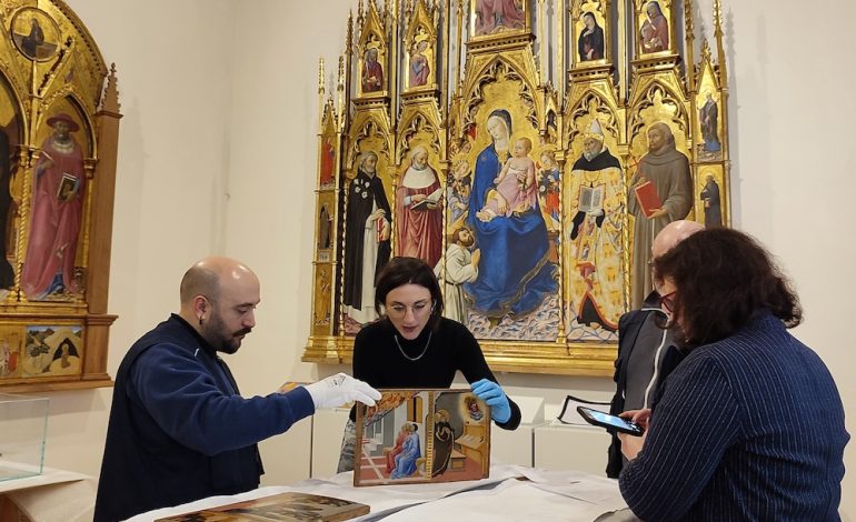 “Polittico dei Gesuati”, il capolavoro di Sano di Pietro ricomposto nella Pinacoteca Nazionale di Siena grazie al prestito del Louvre